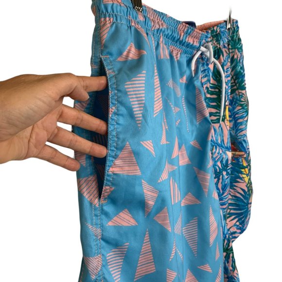Charleston Threads Mens Swim Trunks XXL Blue Pink Parrot Short Elastic Waist - Picture 3 of 12